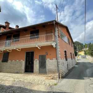 Casa ristrutturata Biella Chiavazza