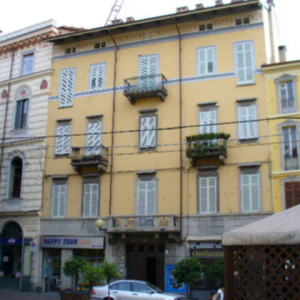Affittasi alloggio arredato Biella