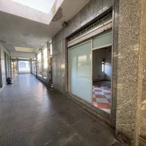 Magazzino con servizio Biella